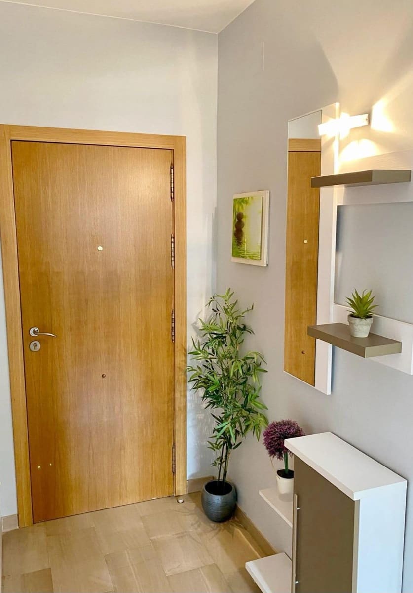 2 soveværelse Penthouse til salg i Salou med swimmingpool garage - € 235.000 (Ref: 9089755)