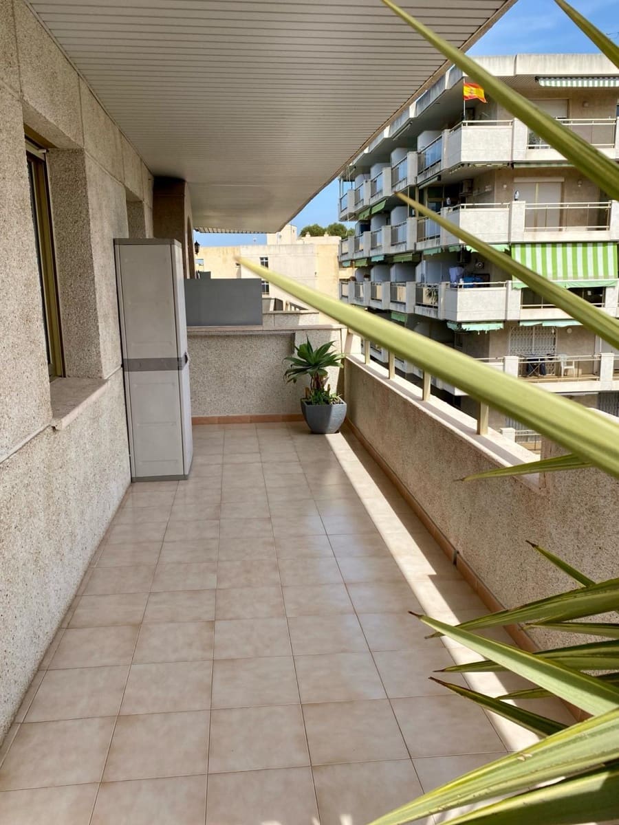 2 soveværelse Penthouse til salg i Salou med swimmingpool garage - € 235.000 (Ref: 9089755)