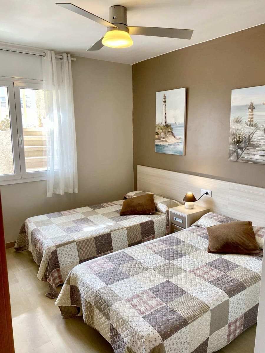 2 soveværelse Penthouse til salg i Salou med swimmingpool garage - € 235.000 (Ref: 9089755)
