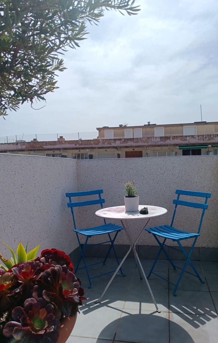 2 soveværelse Penthouse til salg i Salou med swimmingpool garage - € 235.000 (Ref: 9089755)