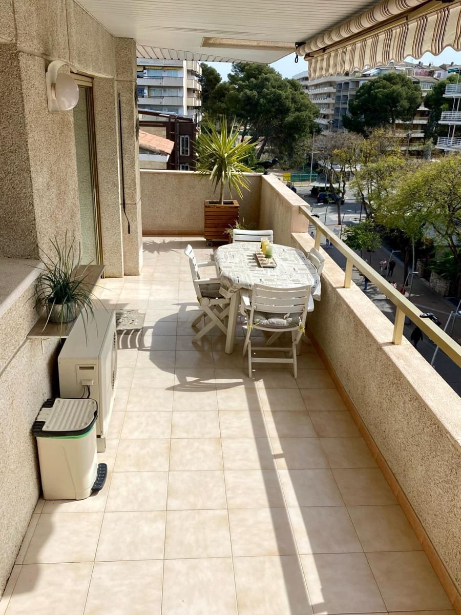 2 soveværelse Penthouse til salg i Salou med swimmingpool garage - € 235.000 (Ref: 9089755)