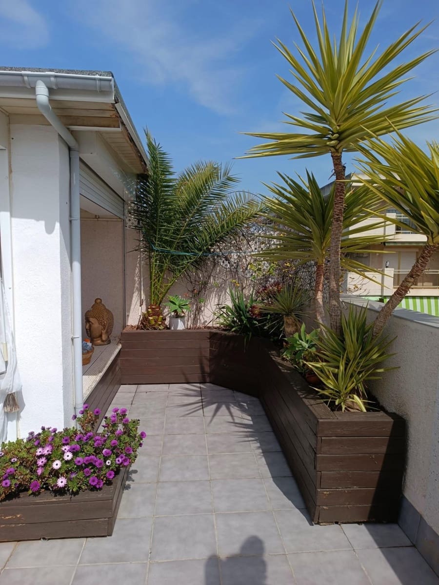 2 soveværelse Penthouse til salg i Salou med swimmingpool garage - € 235.000 (Ref: 9089755)