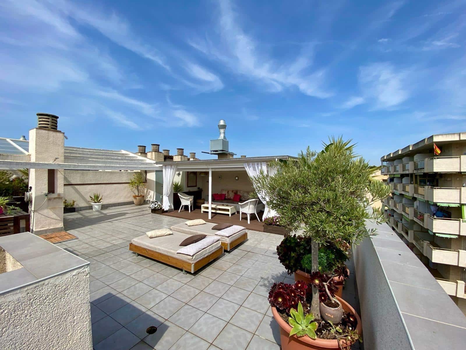 2 soveværelse Penthouse til salg i Salou med swimmingpool garage - € 235.000 (Ref: 9089755)