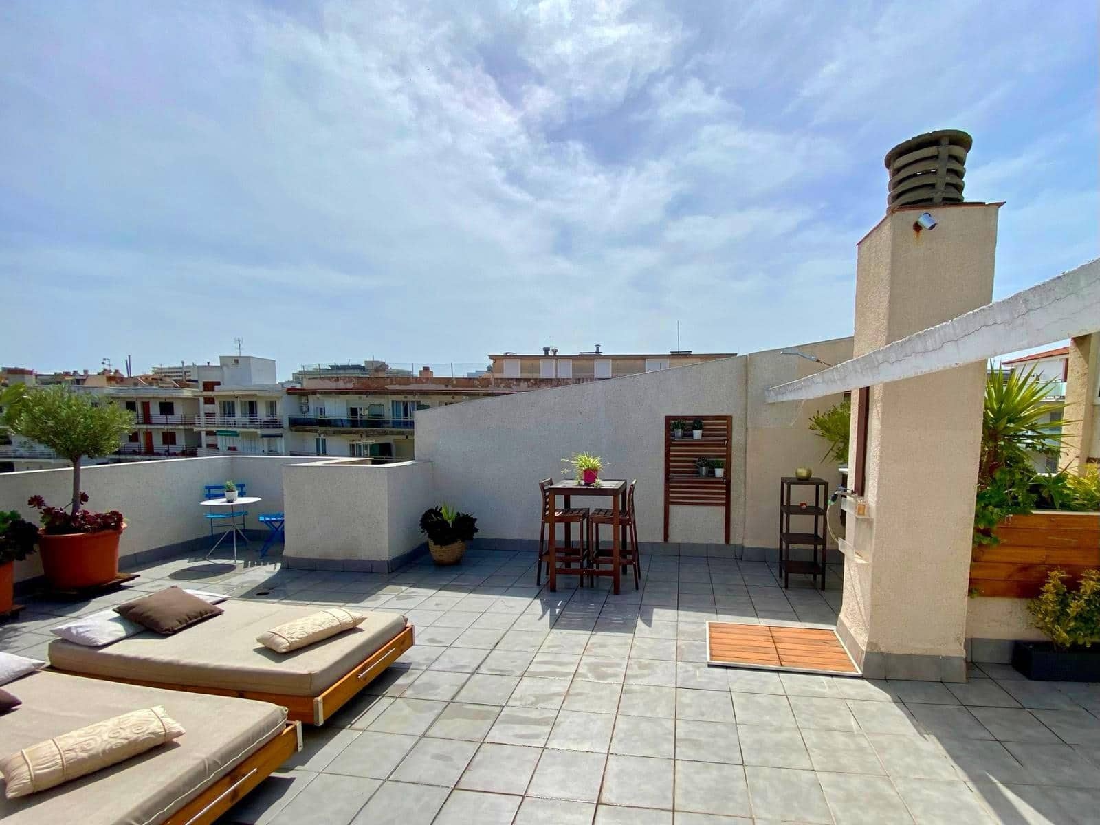 2 soveværelse Penthouse til salg i Salou med swimmingpool garage - € 235.000 (Ref: 9089755)