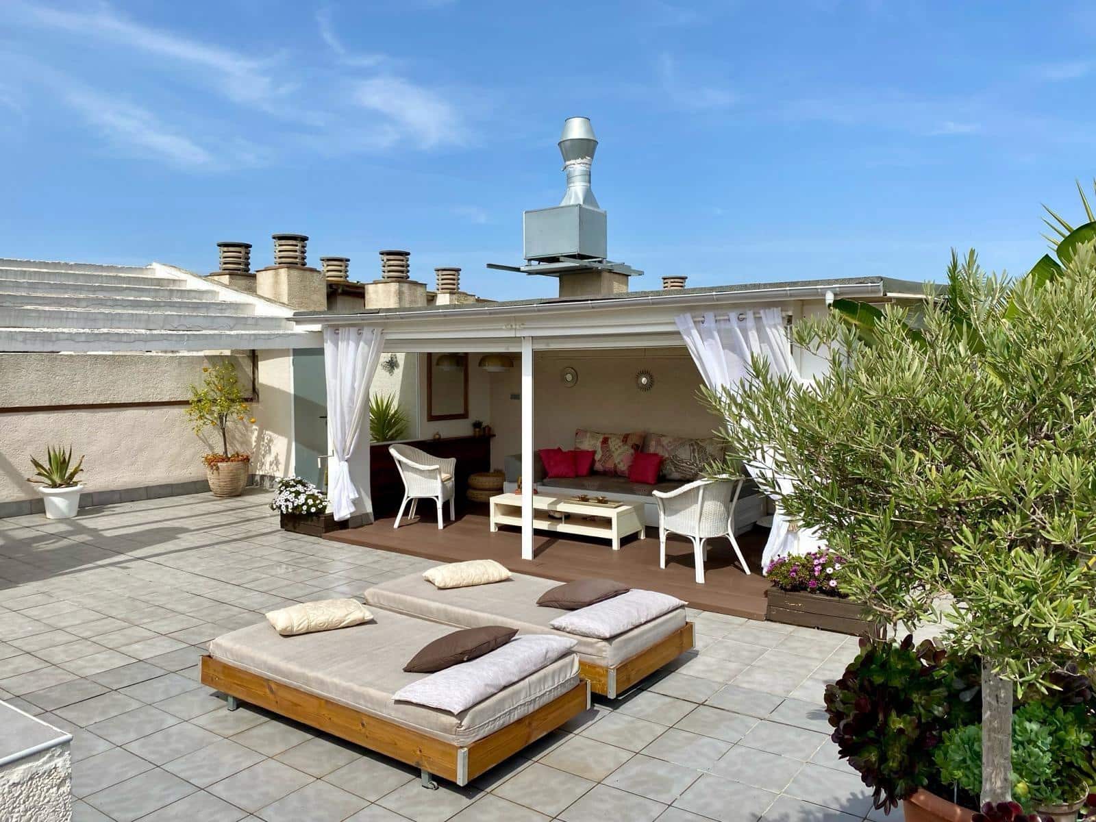 2 soveværelse Penthouse til salg i Salou med swimmingpool garage - € 235.000 (Ref: 9089755)