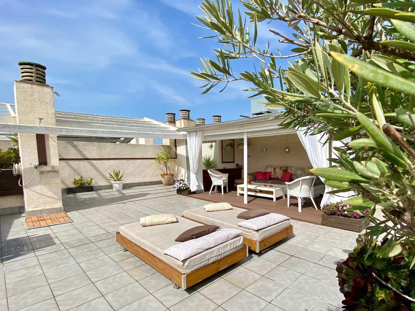 2 soveværelse Penthouse til salg i Salou med swimmingpool garage - € 235.000 (Ref: 9089755)