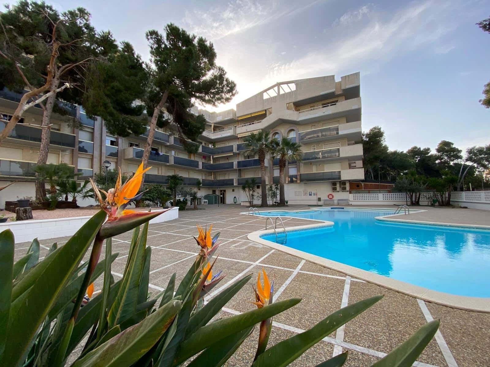 2 soveværelse Penthouse til salg i Salou med swimmingpool garage - € 235.000 (Ref: 9089755)