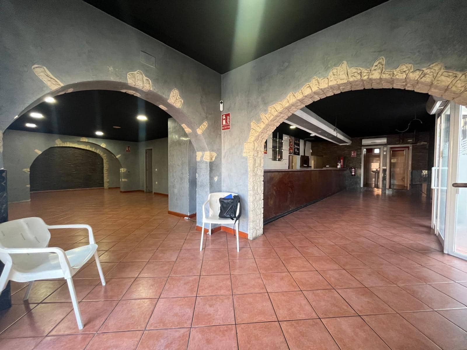 Erhverv til salg i Tarragona by - € 398.000 (Ref: 9106509)