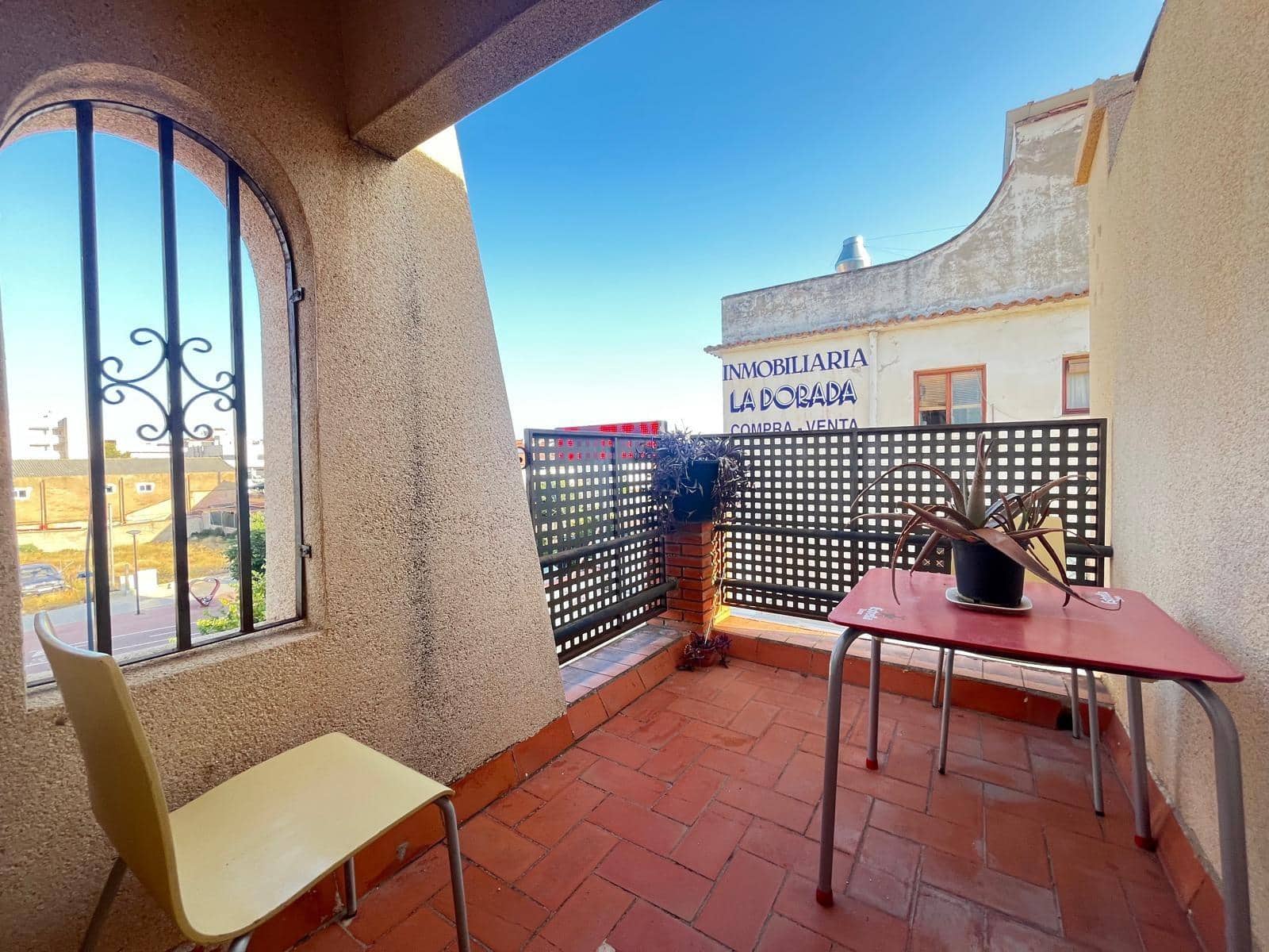 Erhverv til salg i Tarragona by - € 398.000 (Ref: 9106509)