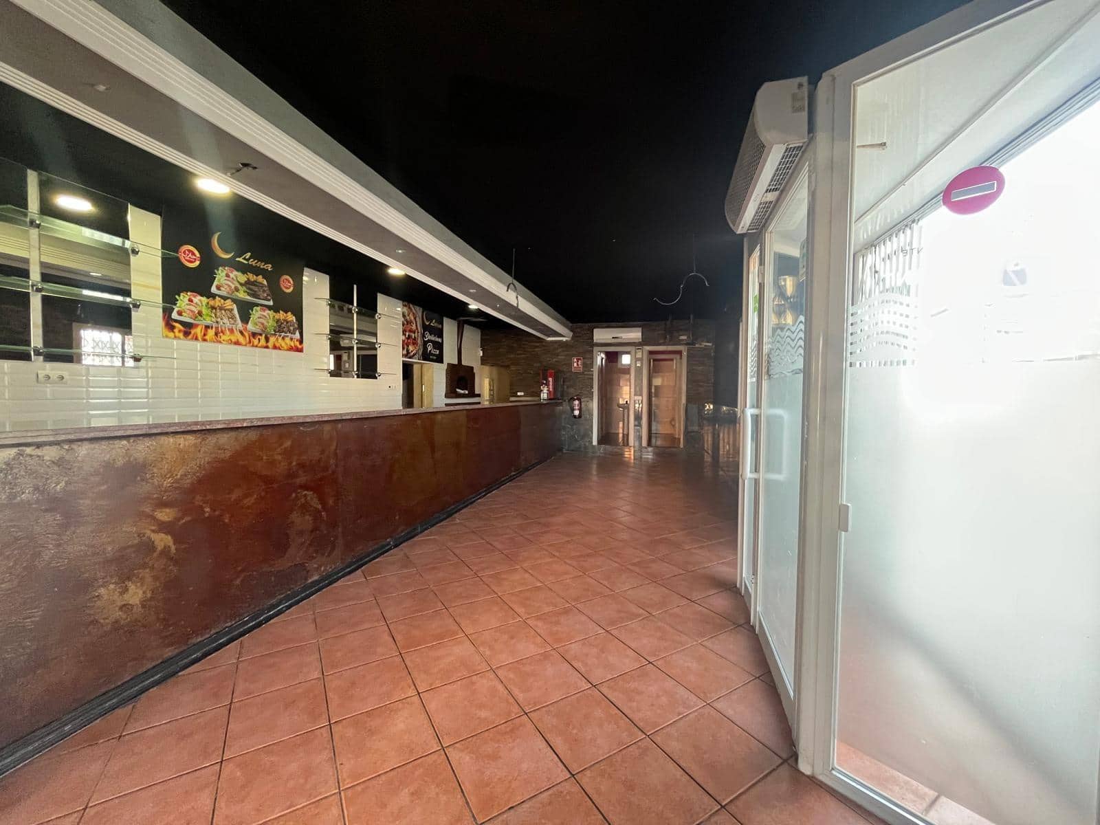 Erhverv til salg i Tarragona by - € 398.000 (Ref: 9106509)