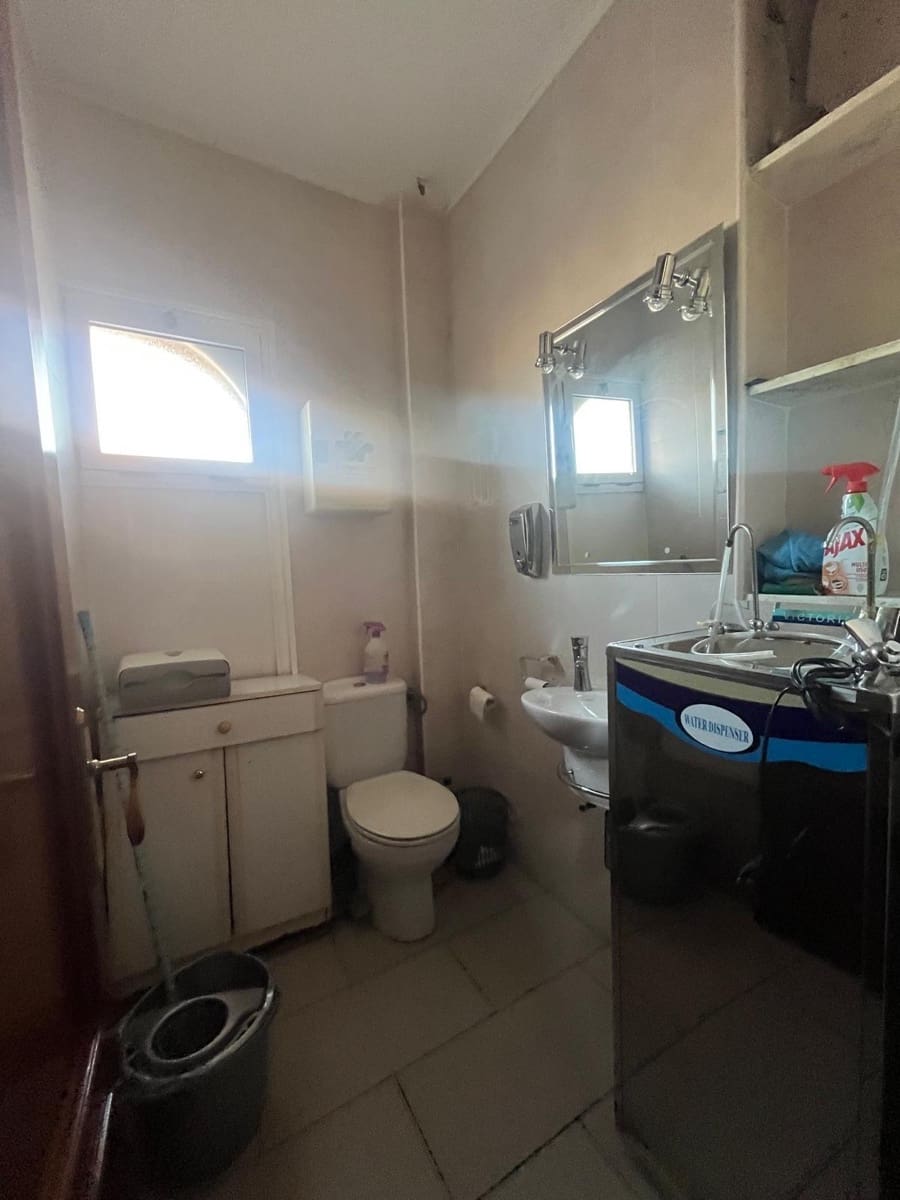 Erhverv til salg i Tarragona by - € 398.000 (Ref: 9106509)