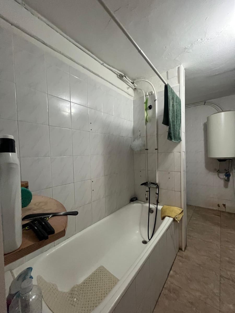 Erhverv til salg i Tarragona by - € 398.000 (Ref: 9106509)