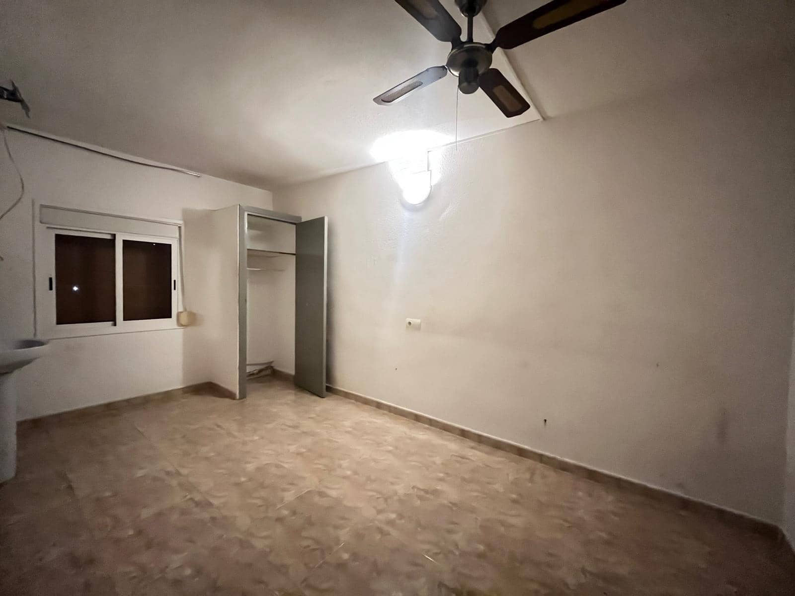 Erhverv til salg i Tarragona by - € 398.000 (Ref: 9106509)