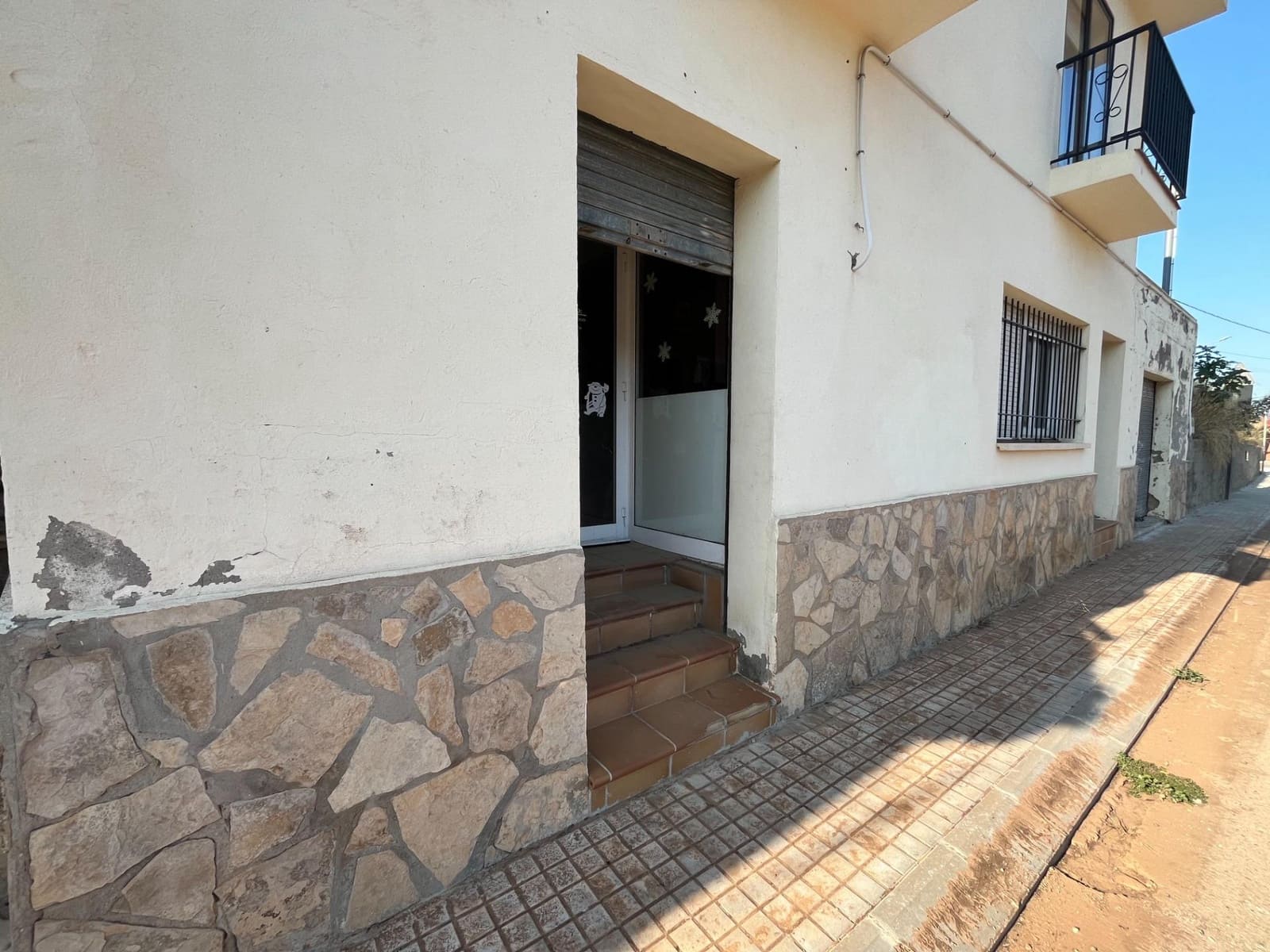 3 soverom Finca/Herregård til salgs i La Torre de Claramunt med garasje - € 170 000 (Ref: 9152139)