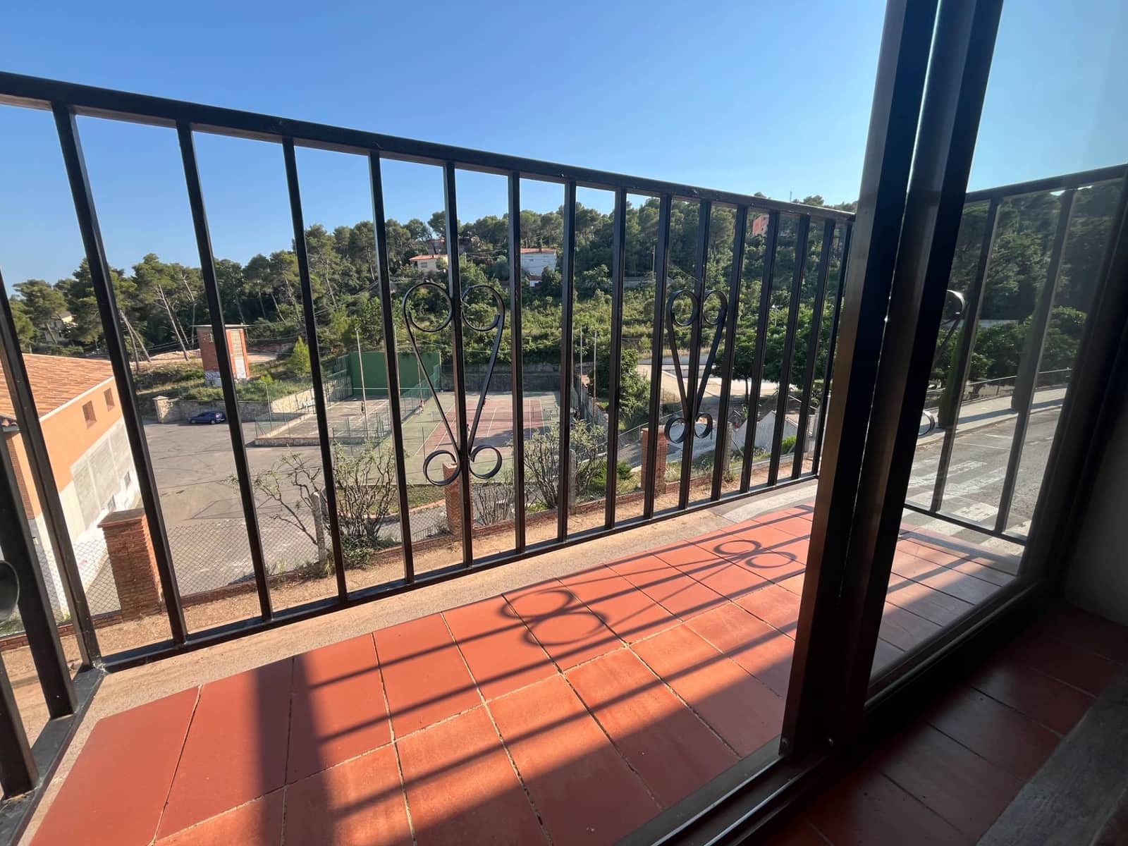 3 soverom Finca/Herregård til salgs i La Torre de Claramunt med garasje - € 170 000 (Ref: 9152139)