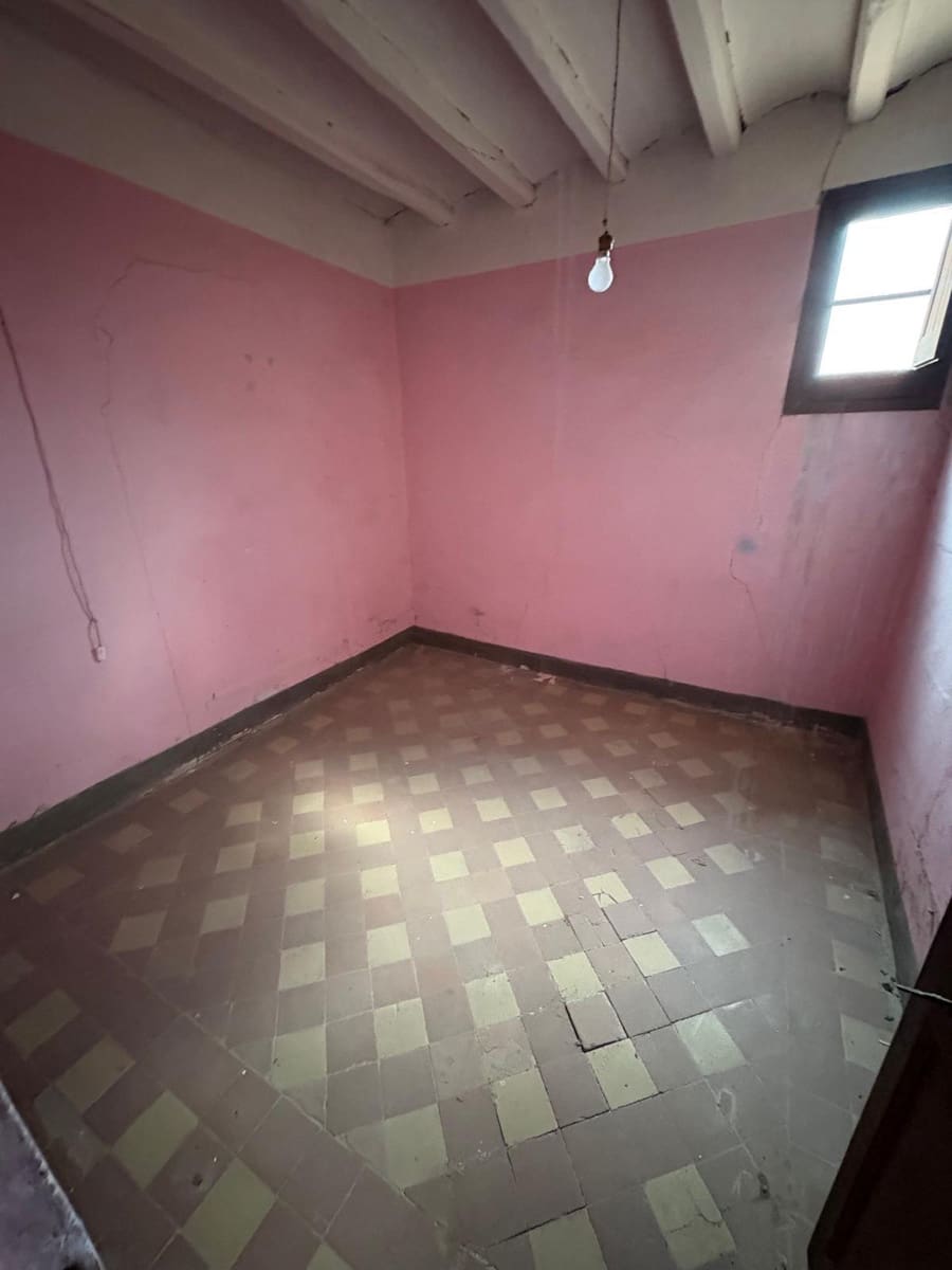 Casa de 10 habitaciones en Santa Coloma de Queralt en venta con garaje - 290.000 € (Ref: 9236415)