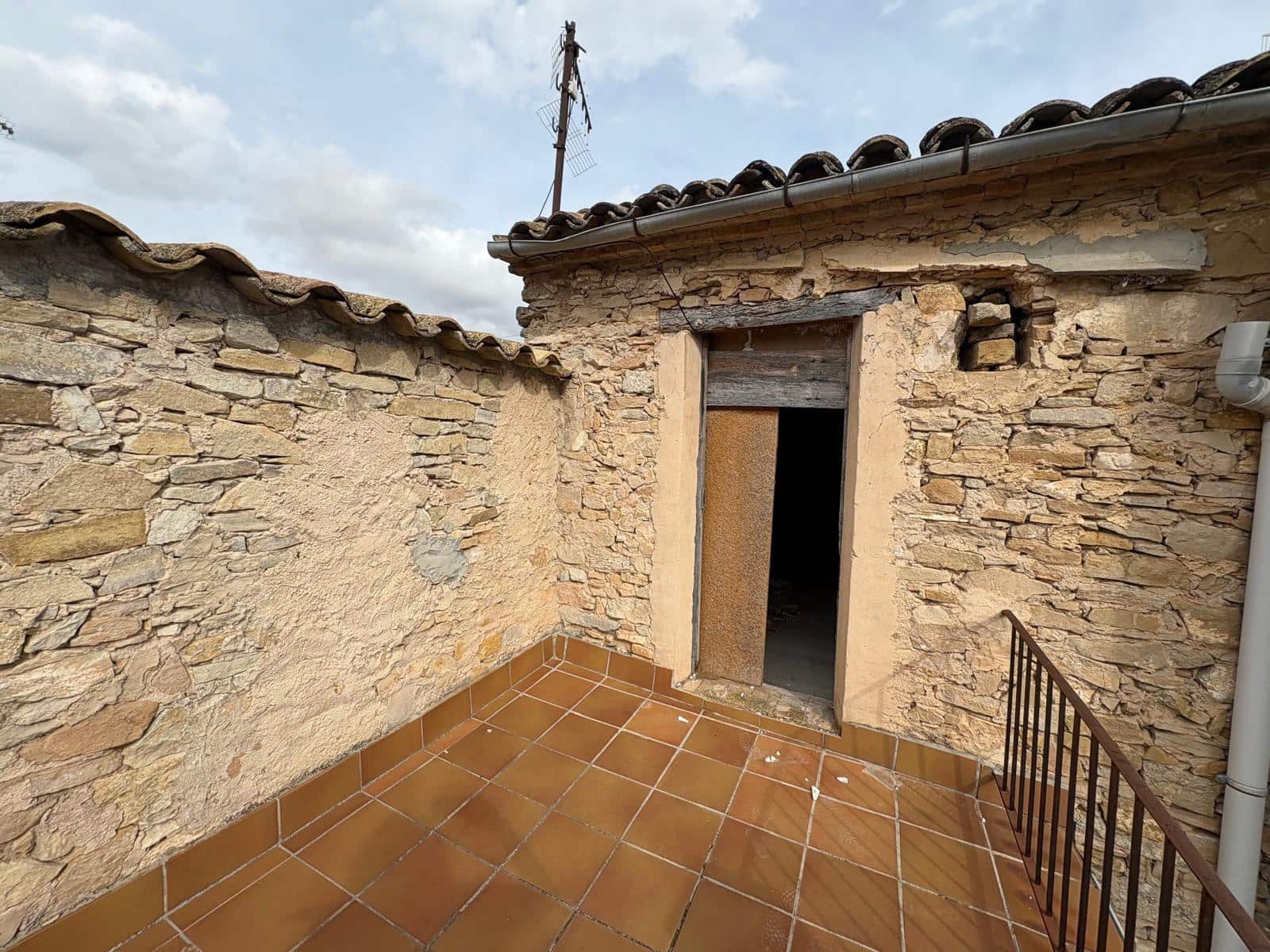 Casa de 10 habitaciones en Santa Coloma de Queralt en venta con garaje - 290.000 € (Ref: 9236415)