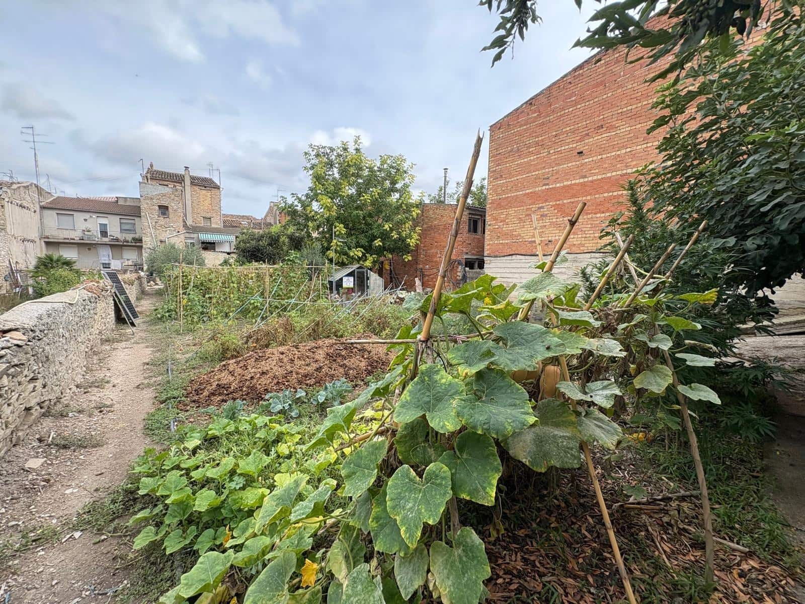 Casa de 10 habitaciones en Santa Coloma de Queralt en venta con garaje - 290.000 € (Ref: 9236415)