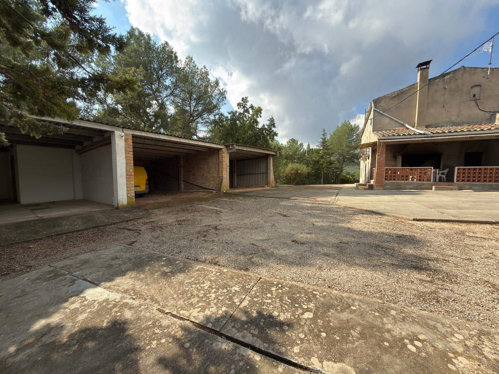 10 chambre Finca/Maison de Campagne à vendre à Santa Maria de Miralles avec piscine - 336 000 € (Ref: 9242874)