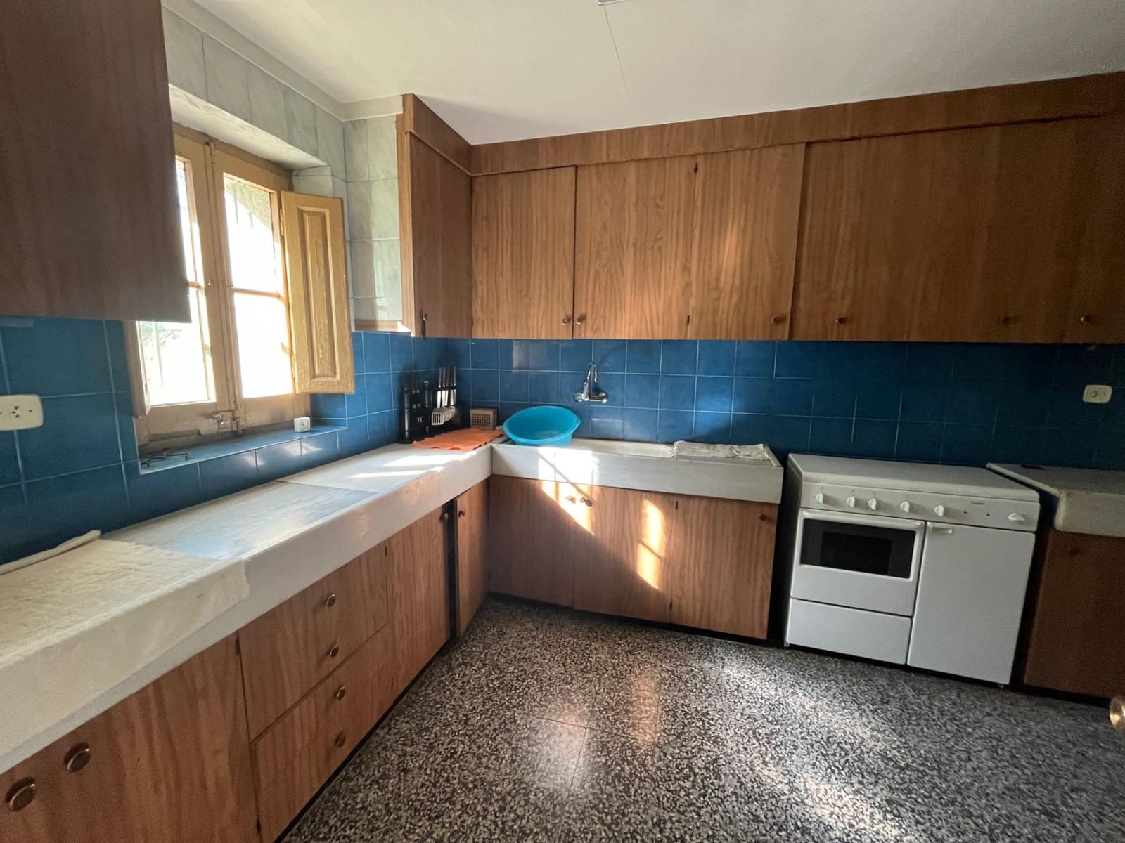 10 chambre Finca/Maison de Campagne à vendre à Santa Maria de Miralles avec piscine - 336 000 € (Ref: 9242874)