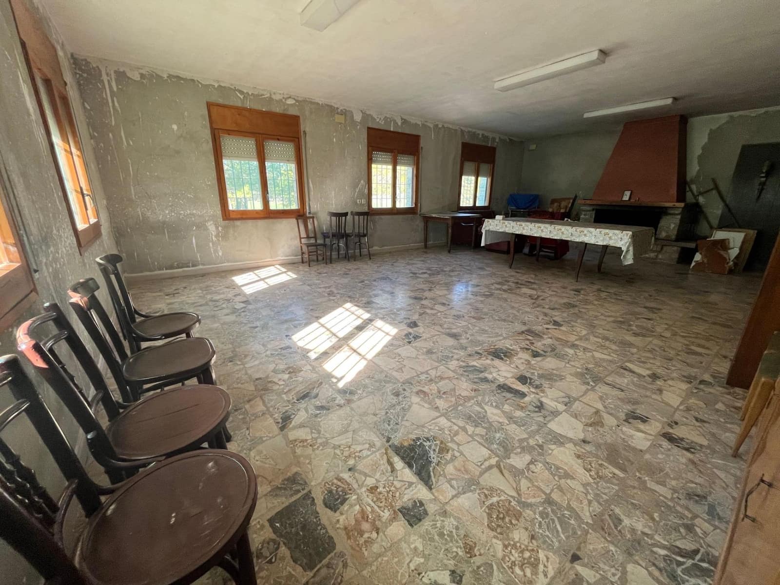 10 chambre Finca/Maison de Campagne à vendre à Santa Maria de Miralles avec piscine - 336 000 € (Ref: 9242874)