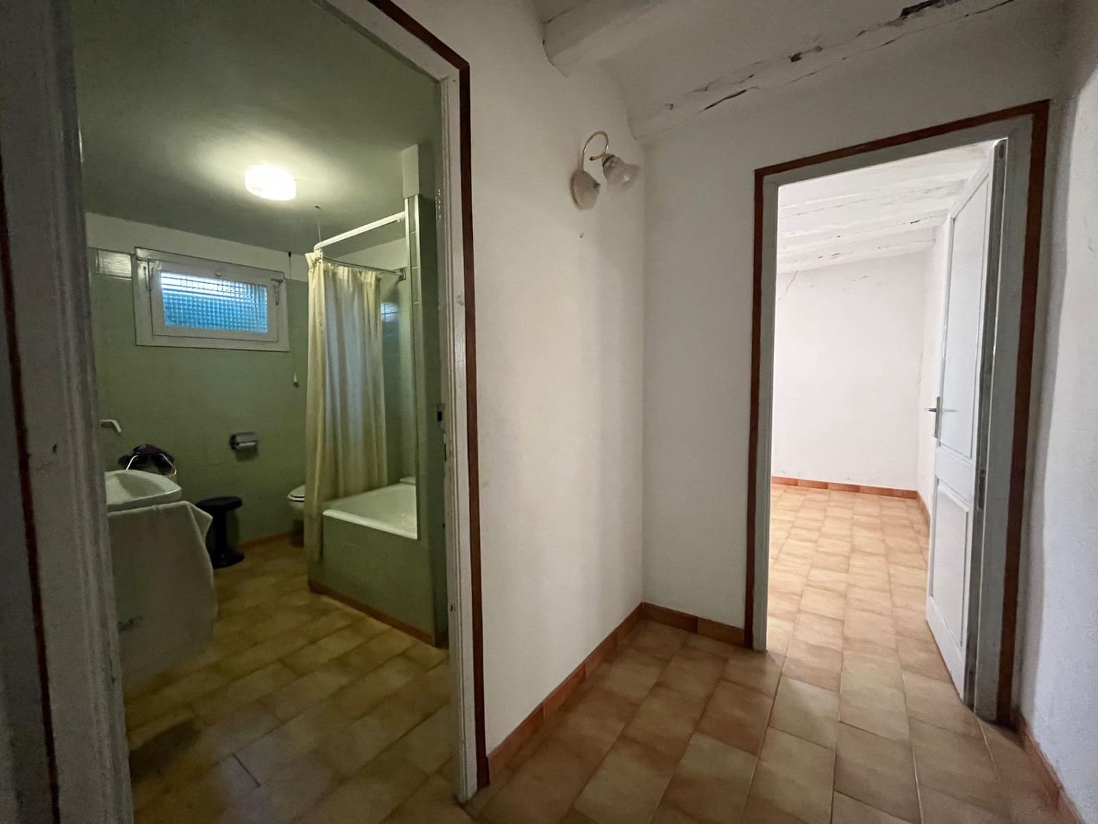 10 chambre Finca/Maison de Campagne à vendre à Santa Maria de Miralles avec piscine - 336 000 € (Ref: 9242874)