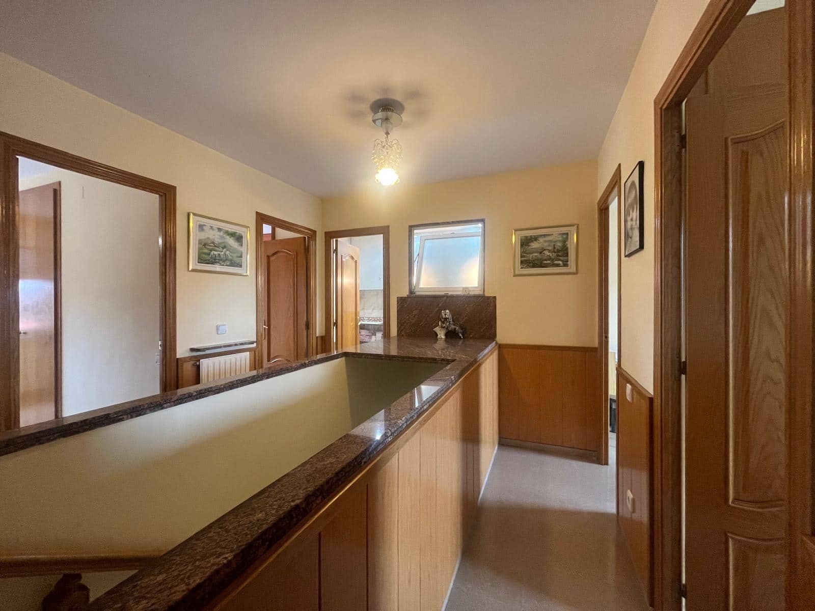 4 soveværelse Rækkehus til salg i Sant Sadurni d'Anoia med garage - € 350.000 (Ref: 9242875)