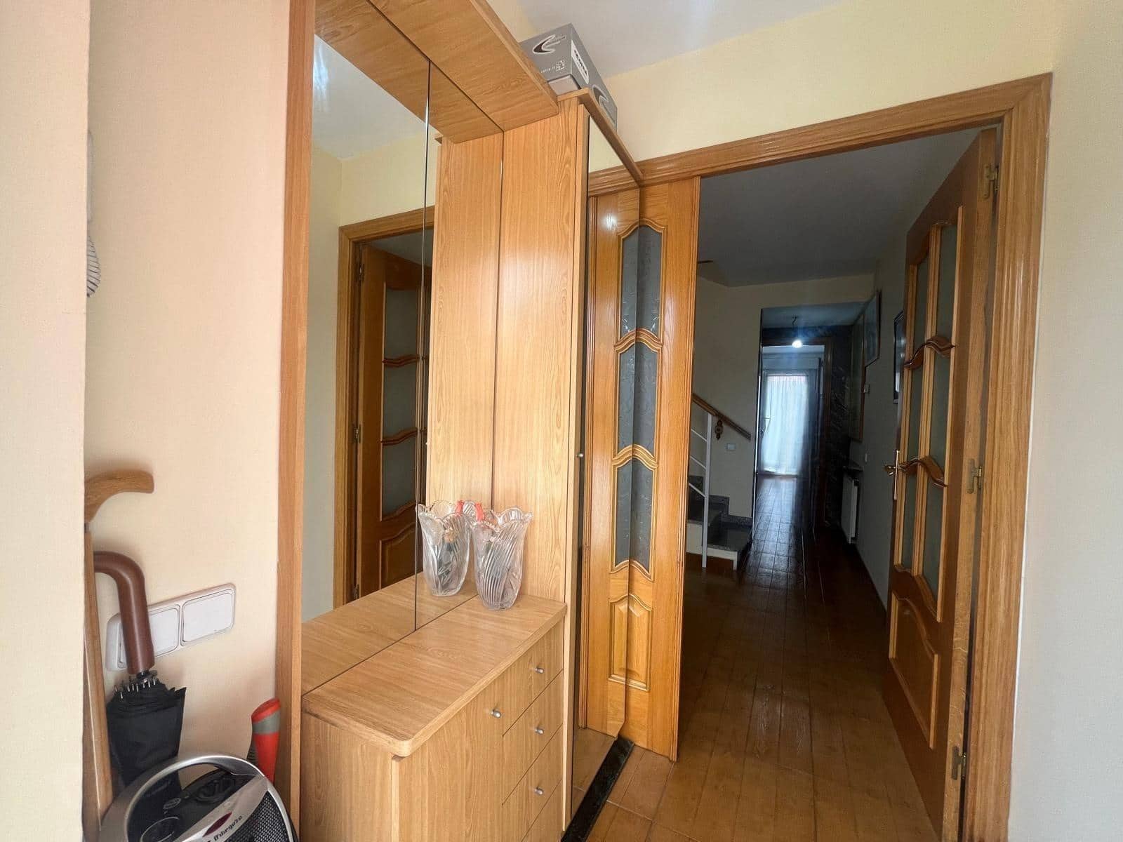 4 soveværelse Rækkehus til salg i Sant Sadurni d'Anoia med garage - € 350.000 (Ref: 9242875)