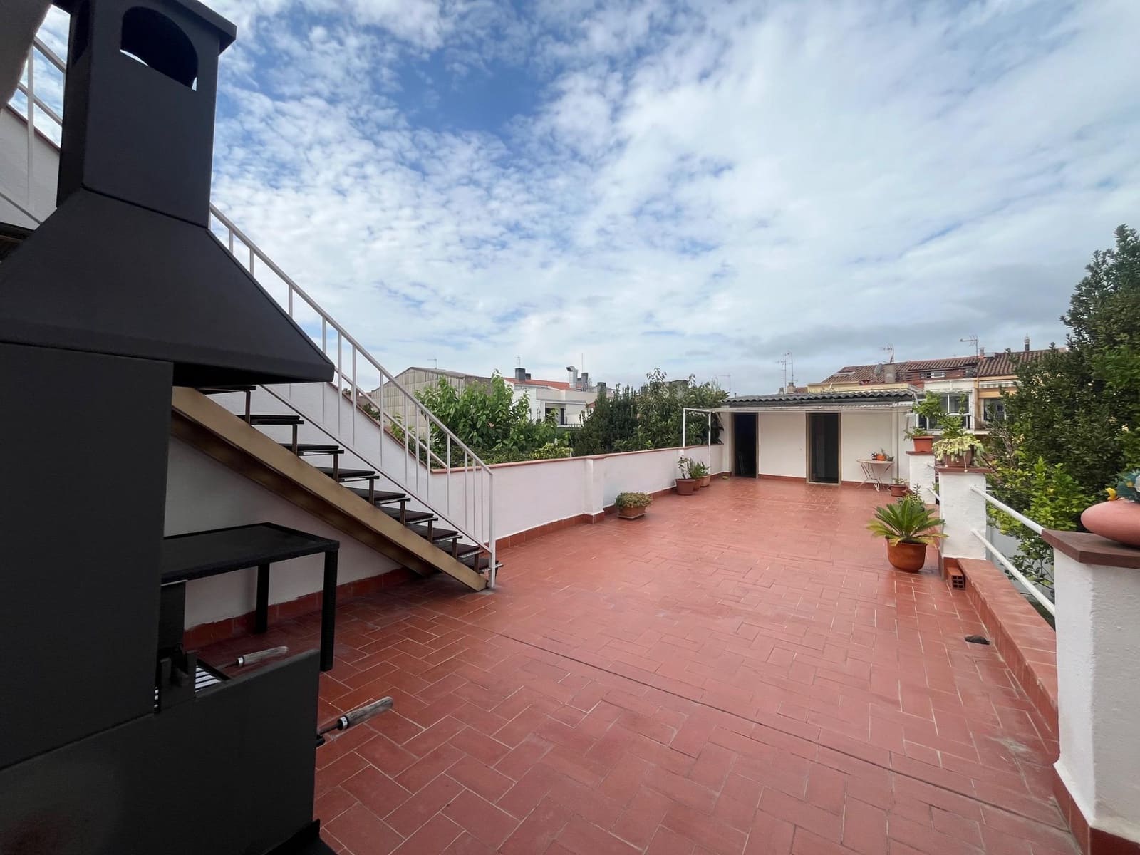 4 makuuhuone Omakotitalo myytävänä paikassa Terrassa mukana 
autotalli - 410 000 € (Ref: 9248180)