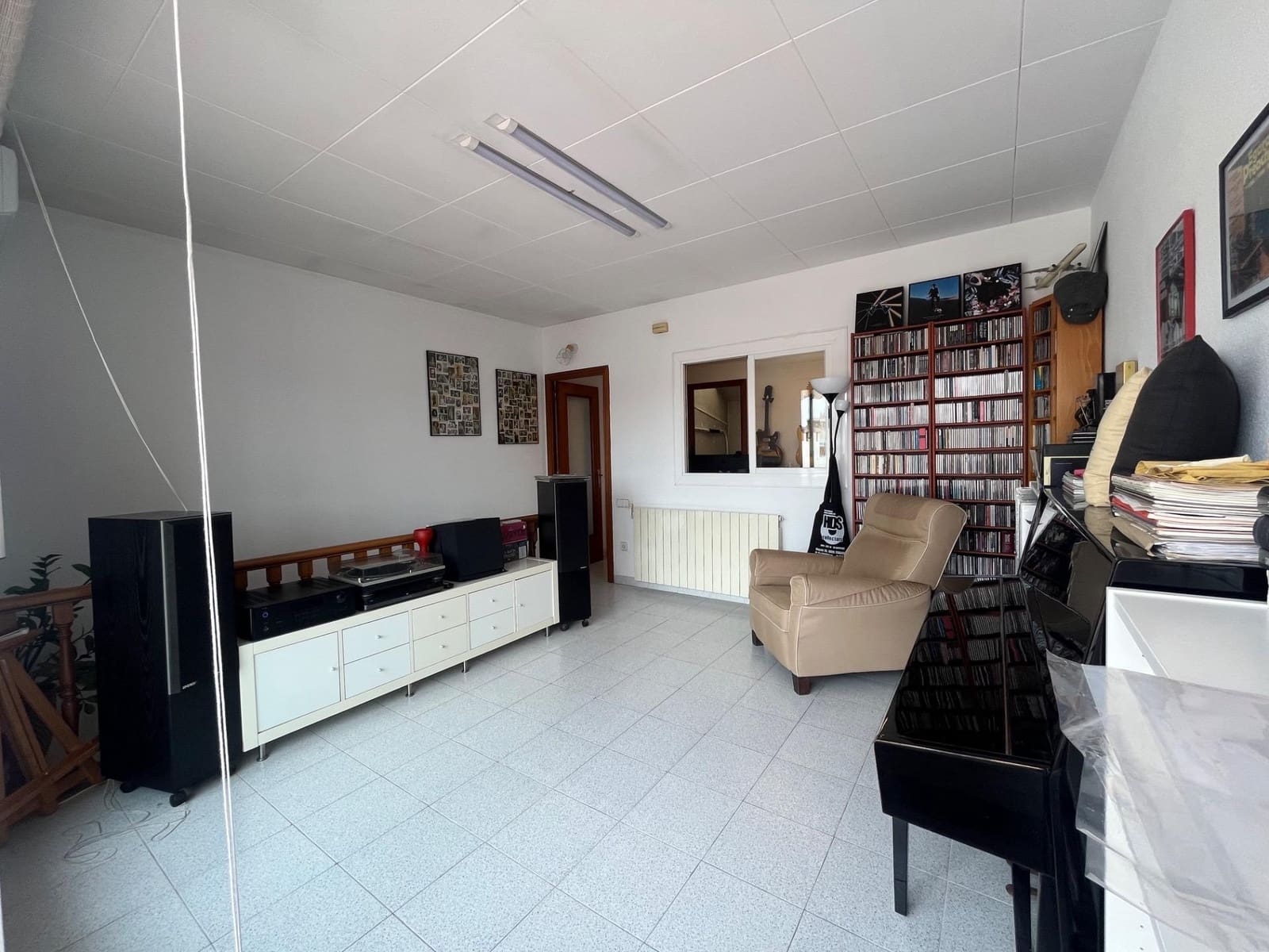 4 makuuhuone Omakotitalo myytävänä paikassa Terrassa mukana 
autotalli - 410 000 € (Ref: 9248180)