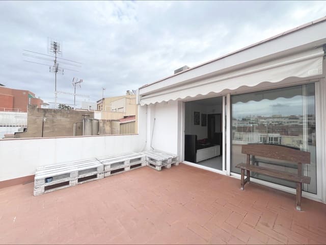 Casa de 4 habitaciones en Terrassa en venta con garaje - 398.000 € (Ref: 9248180)