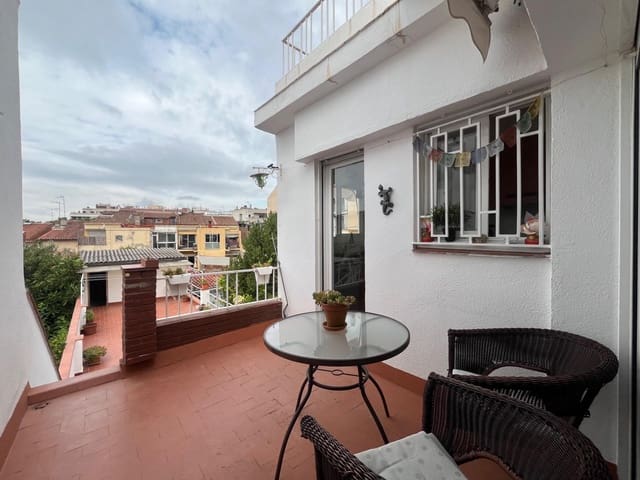 Casa de 4 habitaciones en Terrassa en venta con garaje - 398.000 € (Ref: 9248180)