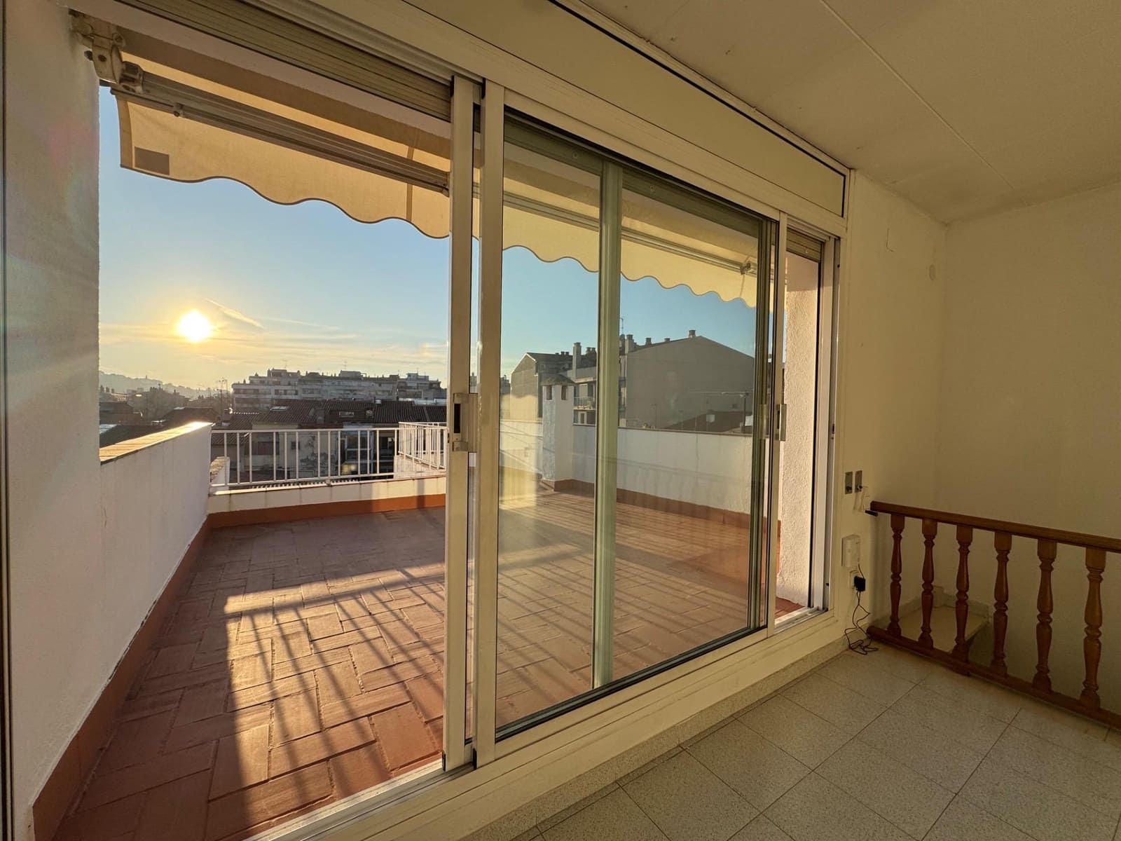 4 soverom Hus til salgs i Terrassa med garasje - € 398 000 (Ref: 9248180)