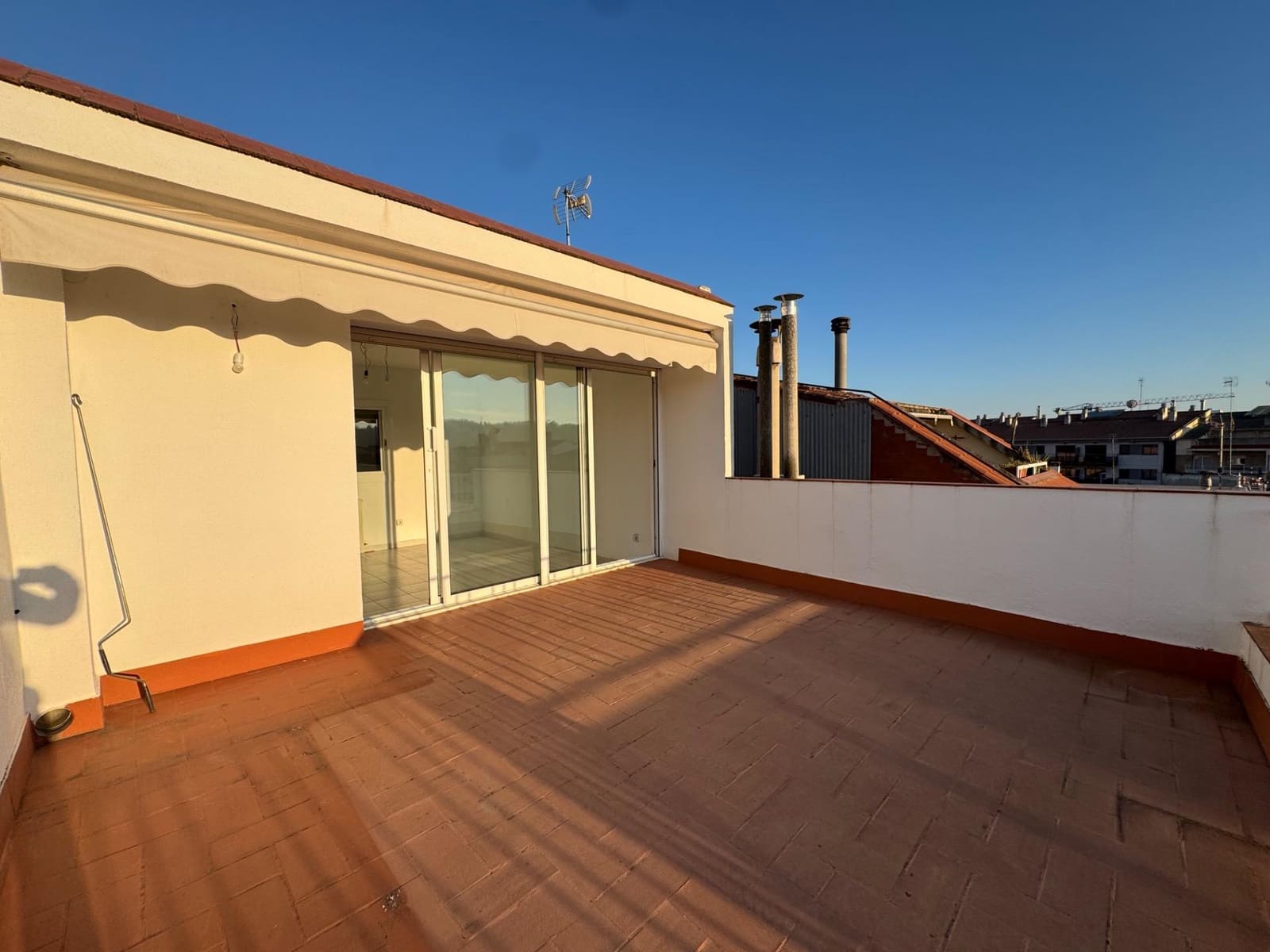 4 soverom Hus til salgs i Terrassa med garasje - € 398 000 (Ref: 9248180)