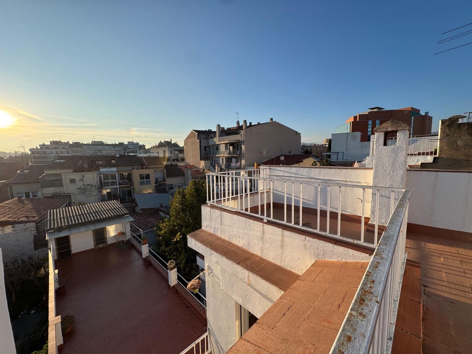 4 soverom Hus til salgs i Terrassa med garasje - € 398 000 (Ref: 9248180)