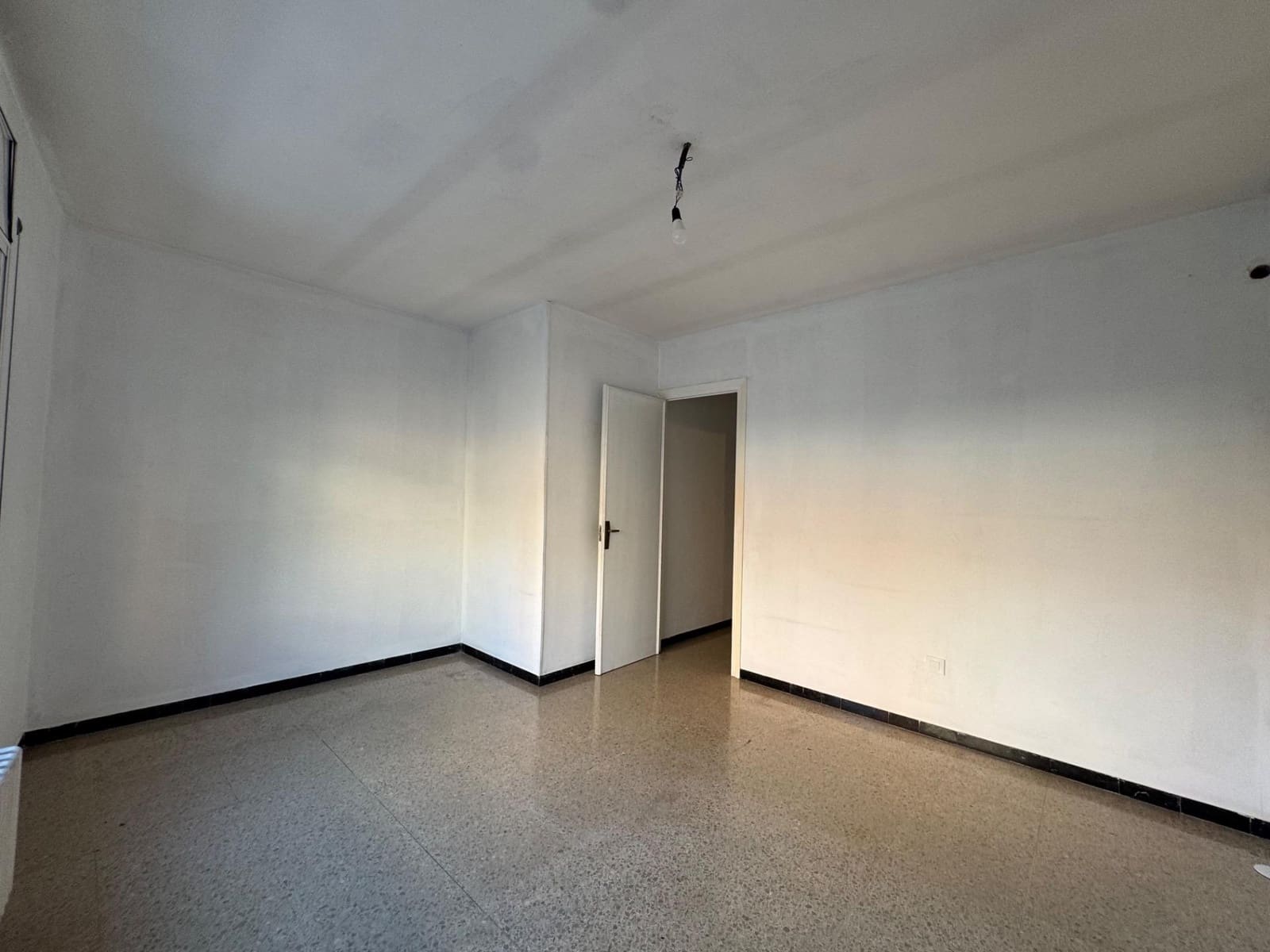 4 soverom Hus til salgs i Terrassa med garasje - € 398 000 (Ref: 9248180)