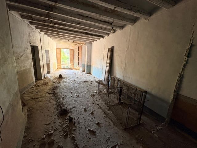 Huis te koop in Santa Coloma de Queralt met garage - € 105.000 (Ref: 9264508)