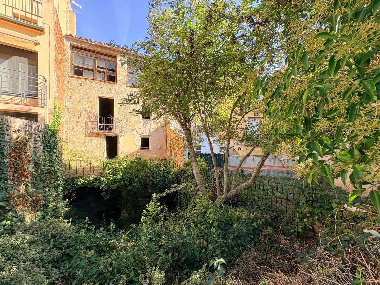 Townhouse for sale in Santa Coloma de Queralt with garage - € 105,000 (Ref: 9264508)