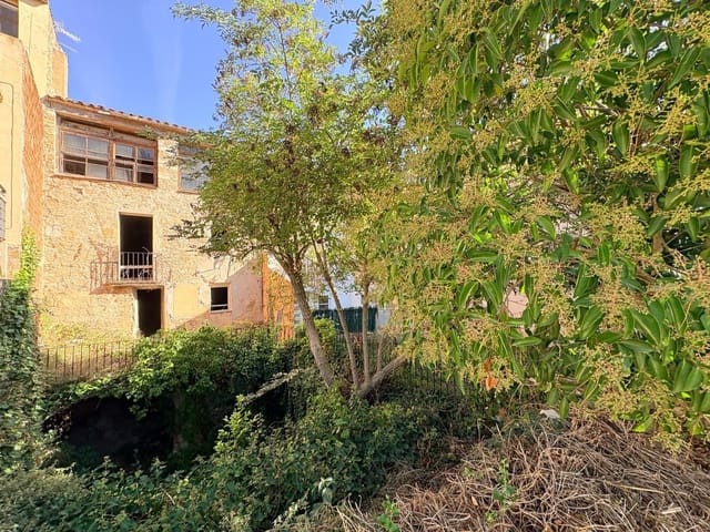 Casa em Banda para venda em Santa Coloma de Queralt com garagem - 105 000 € (Ref: 9264508)