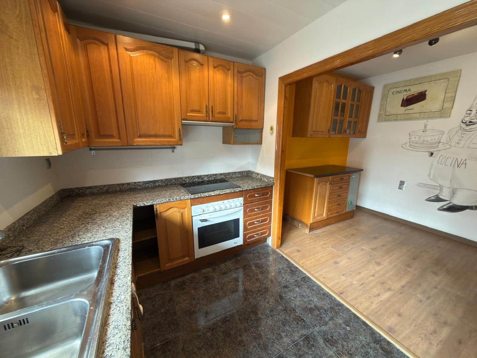 2 bedroom Flat for sale in Odena with garage - € 220,000 (Ref: 9276330)