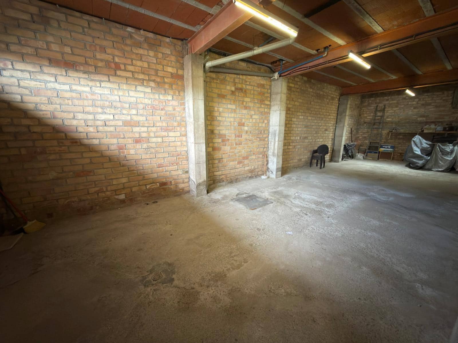 2 bedroom Flat for sale in Odena with garage - € 220,000 (Ref: 9276330)