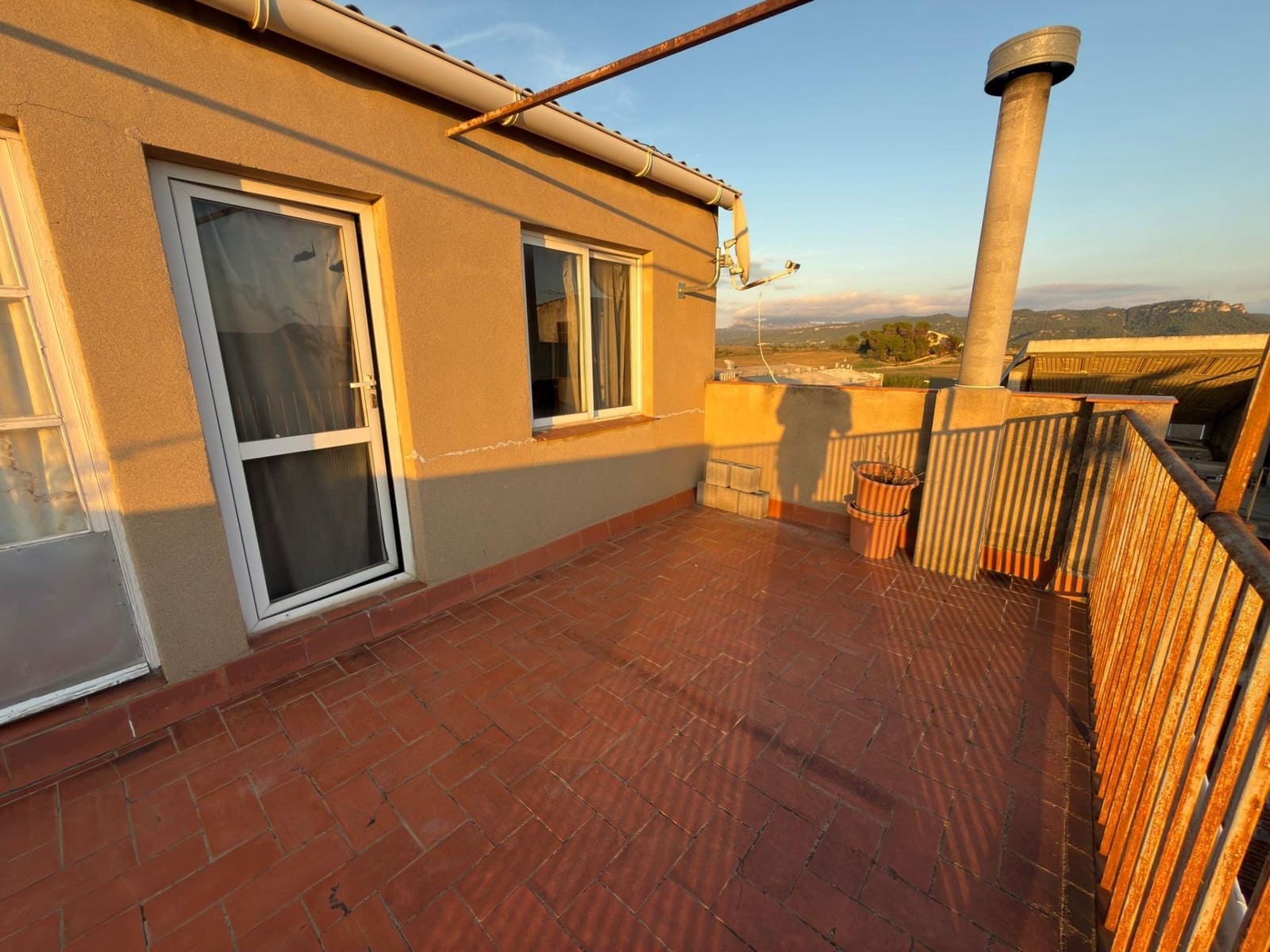 2 bedroom Flat for sale in Odena with garage - € 220,000 (Ref: 9276330)