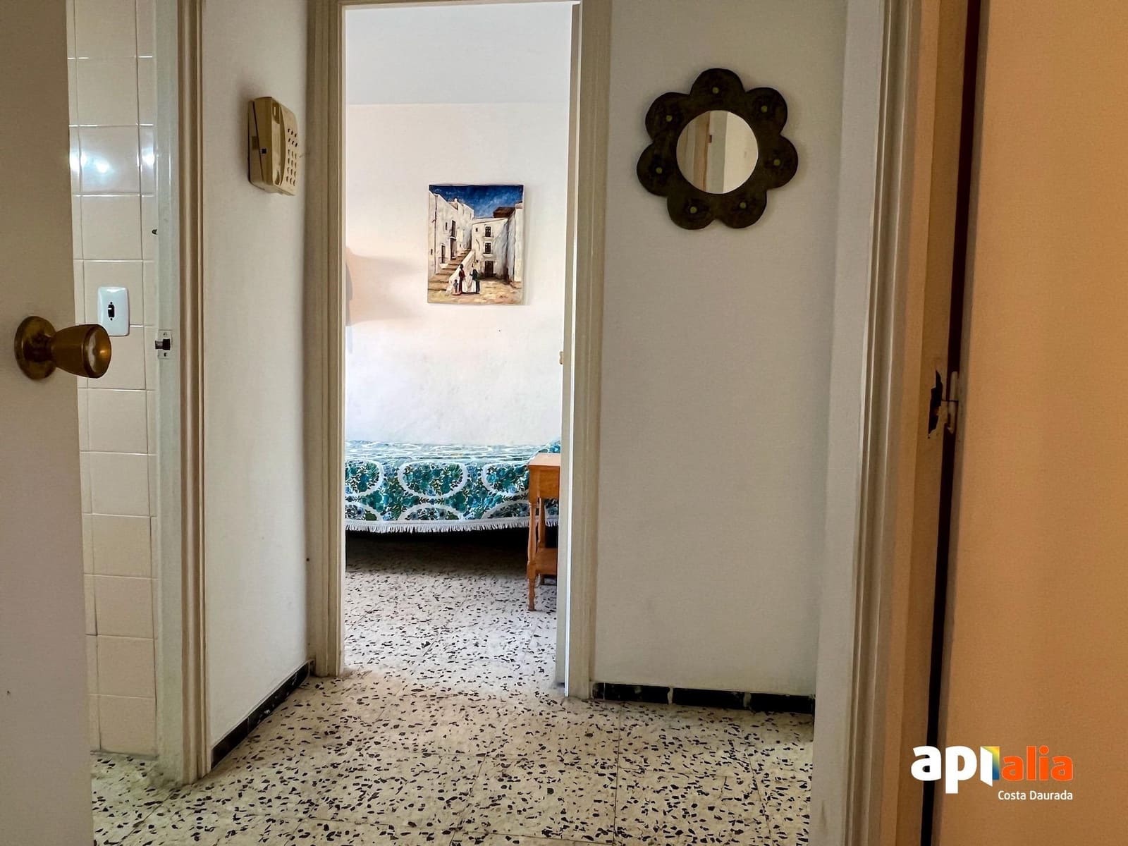 3 slaapkamer Flat te koop in Salou met zwembad - € 140.000 (Ref: 9294393)