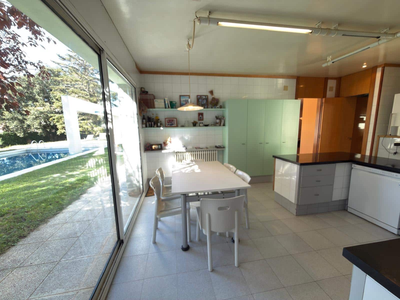 6 soveværelse Villa til salg i Igualada med swimmingpool garage - € 655.000 (Ref: 9305176)