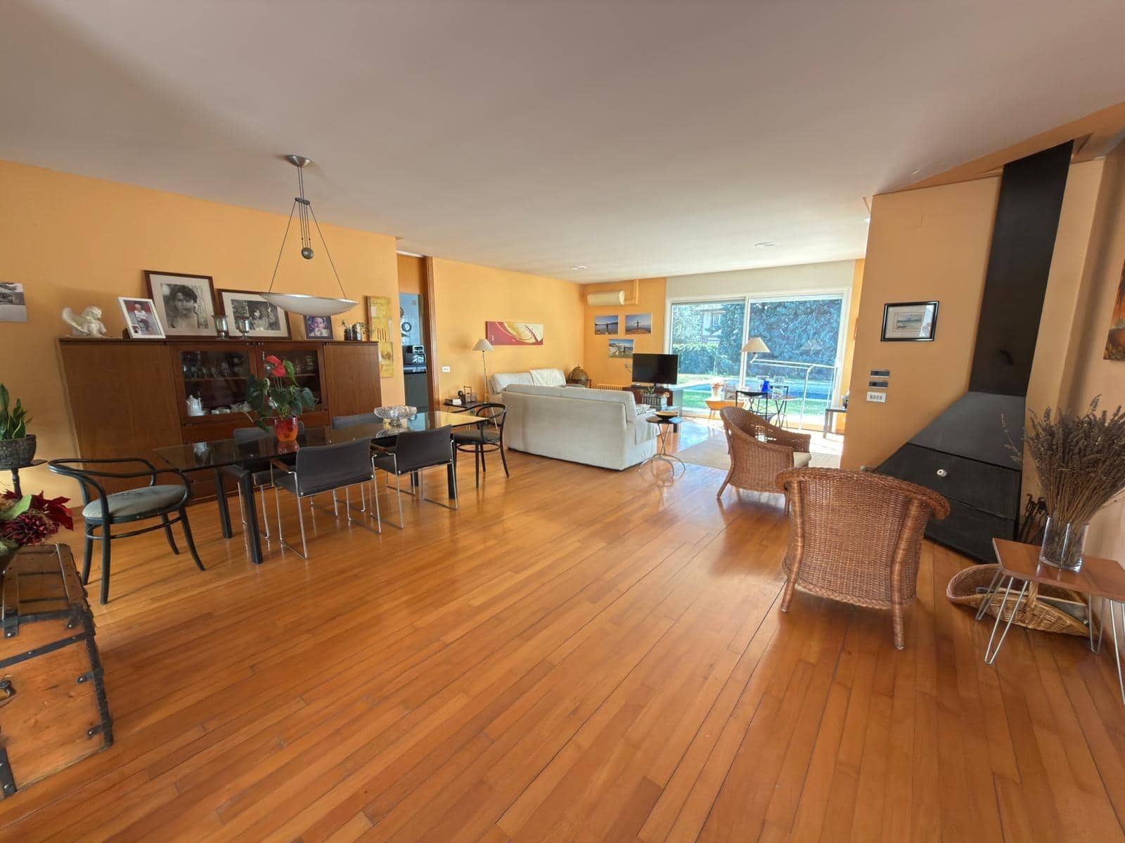 6 soveværelse Villa til salg i Igualada med swimmingpool garage - € 655.000 (Ref: 9305176)