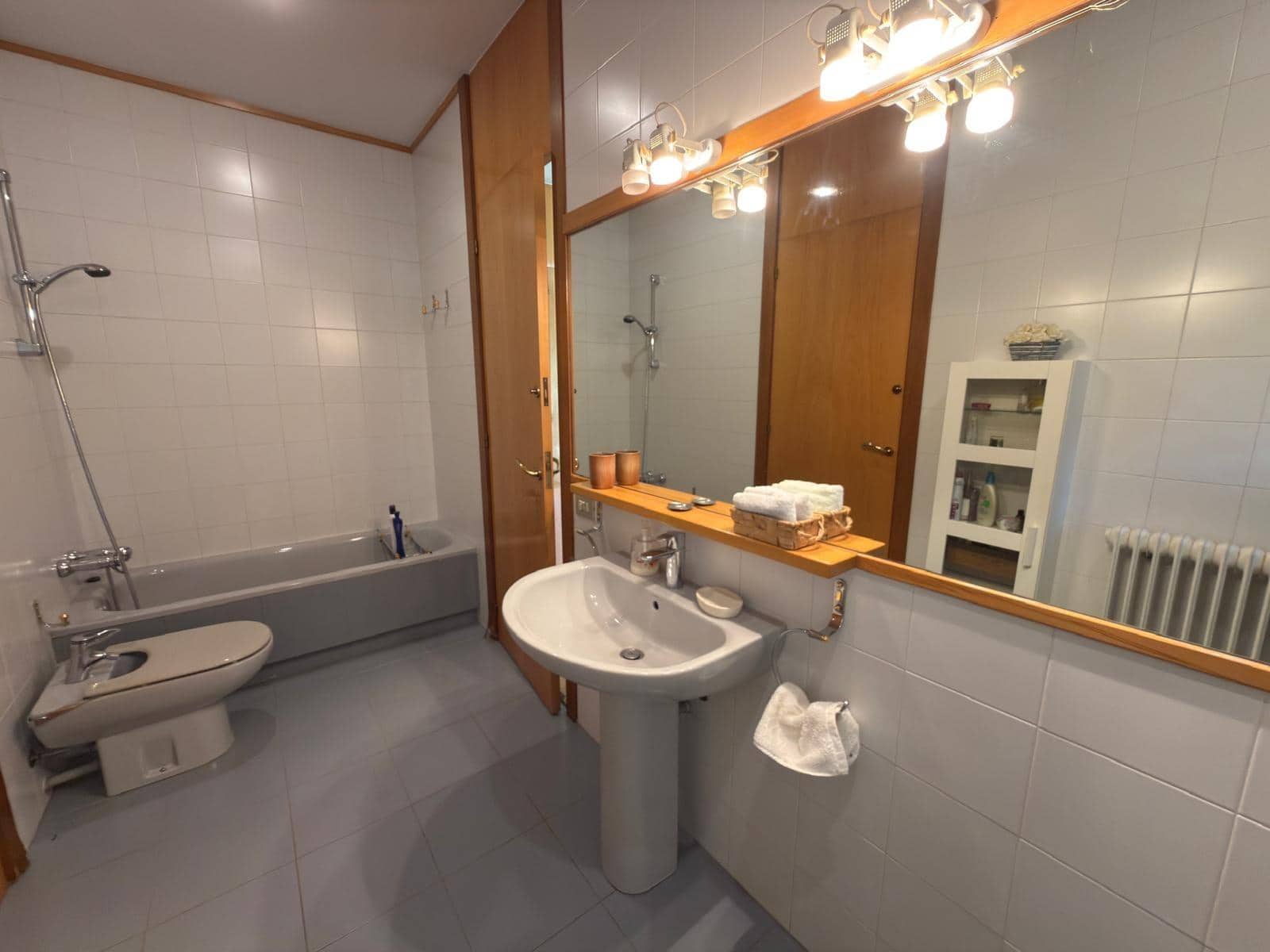 6 soveværelse Villa til salg i Igualada med swimmingpool garage - € 655.000 (Ref: 9305176)