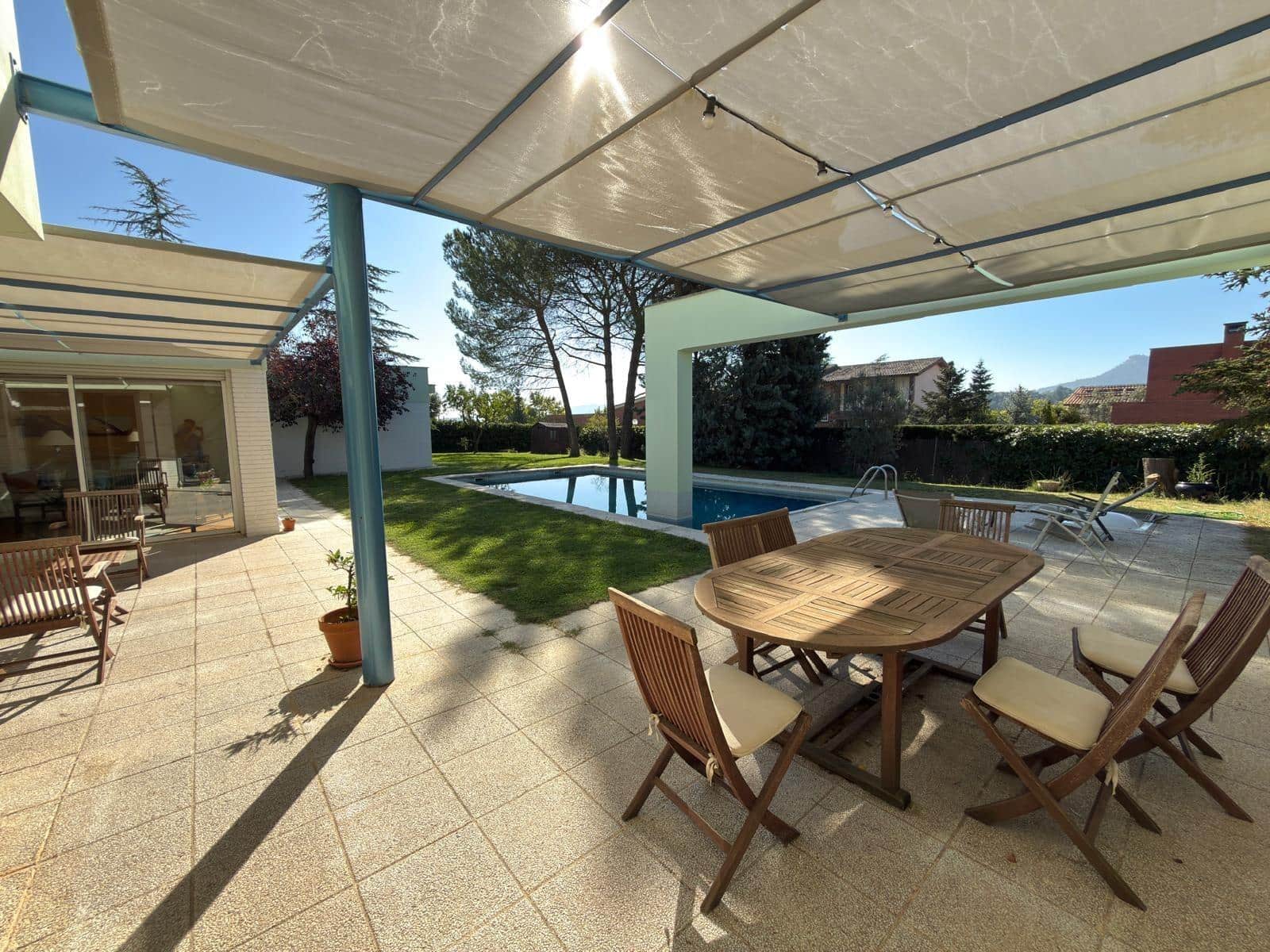 6 soveværelse Villa til salg i Igualada med swimmingpool garage - € 655.000 (Ref: 9305176)