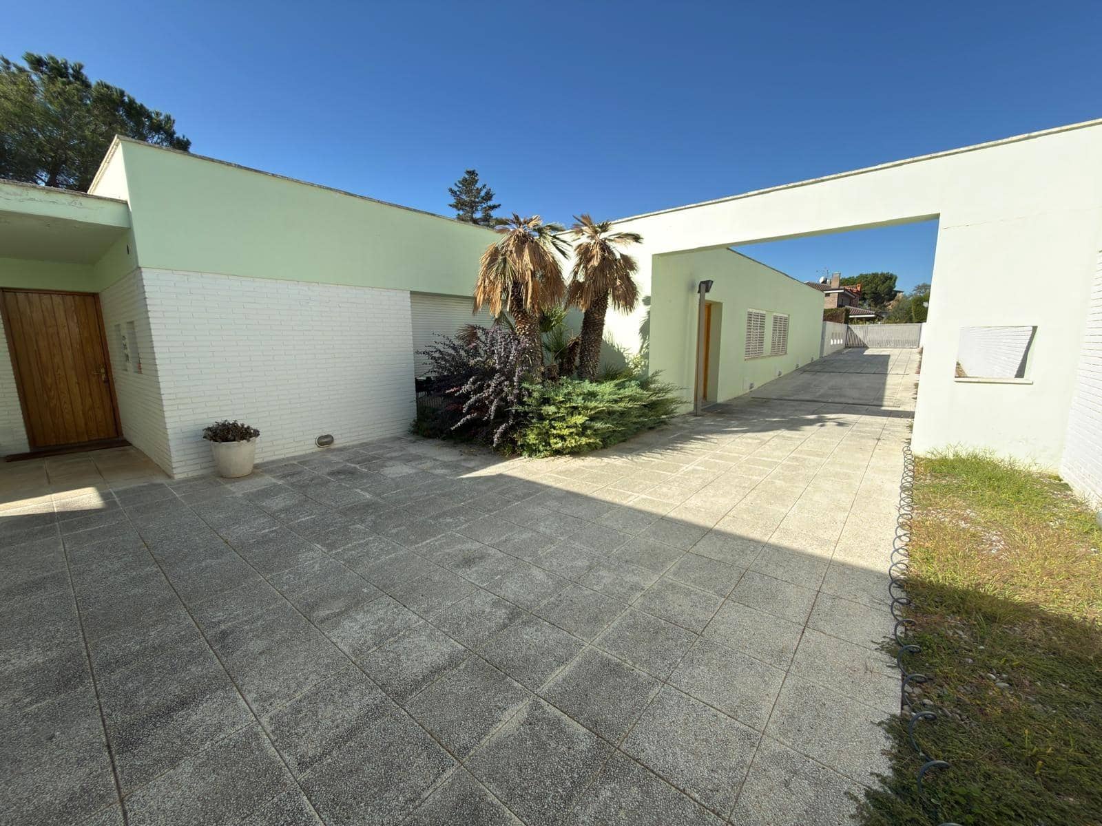 6 soveværelse Villa til salg i Igualada med swimmingpool garage - € 655.000 (Ref: 9305176)