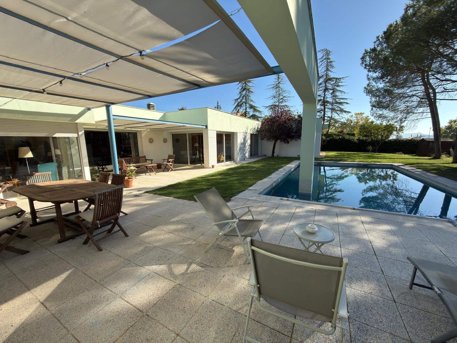 6 soveværelse Villa til salg i Igualada med swimmingpool garage - € 655.000 (Ref: 9305176)