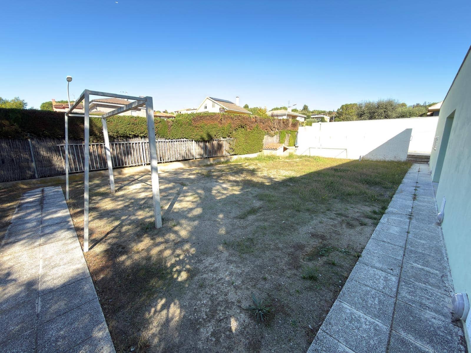 6 soveværelse Villa til salg i Igualada med swimmingpool garage - € 655.000 (Ref: 9305176)